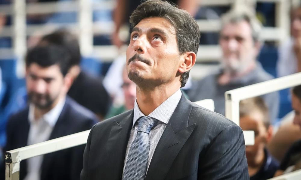 Βιντεο ντοκουμεντο: Οπαδοί επιτέθηκαν στο σπίτι του Δημήτρη Γιαννακόπουλου